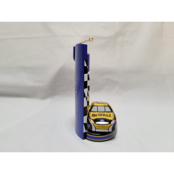 Hallmark NASCAR Matt Kenseth DeWalt 17 Keepsake Ornament - Picture 5 of 12